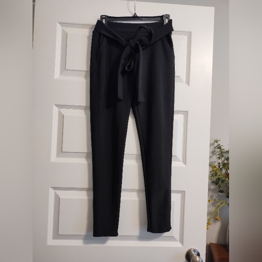 🟢 3/$11 Women's Black Tie-Waist Dress Pants